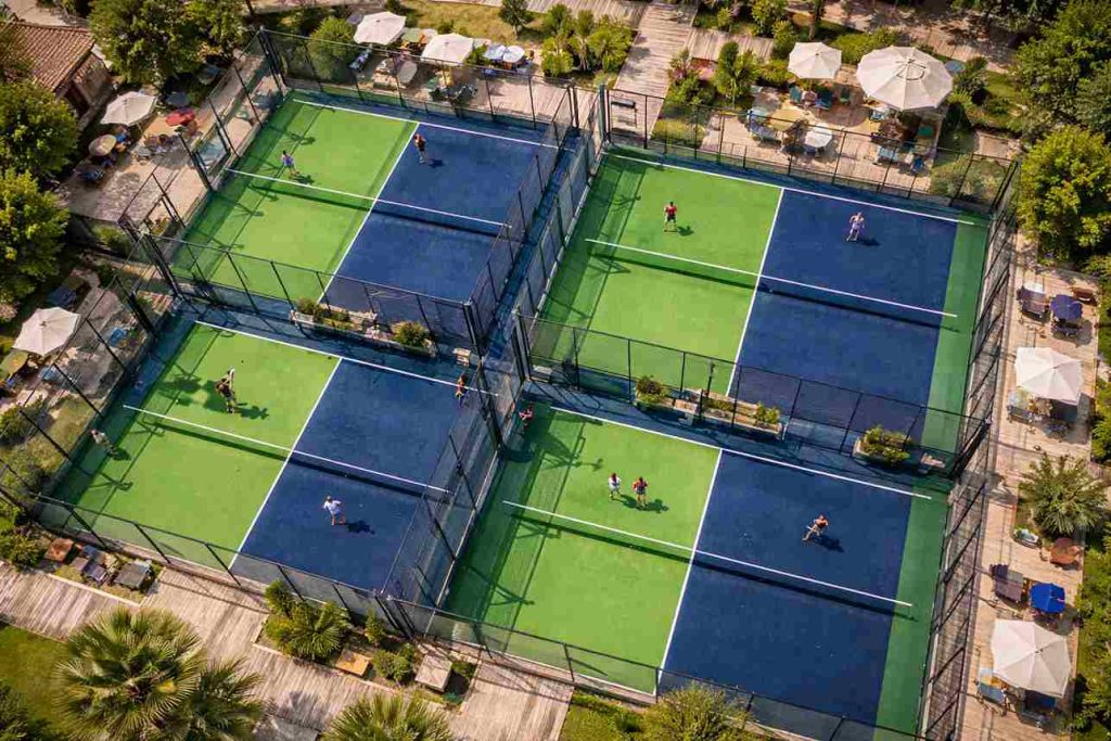 padel court dimensions 20 x 10 official FIP